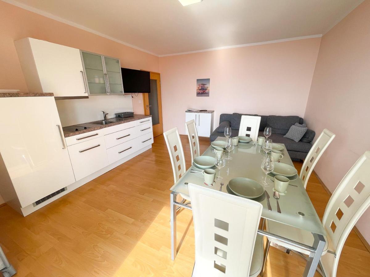 Apartments Sams Novi Vinodolski Bagian luar foto