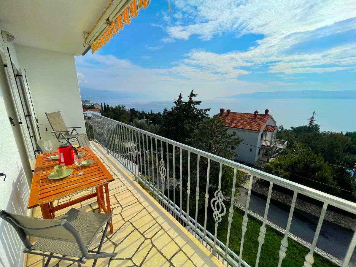 Apartments Sams Novi Vinodolski Bagian luar foto