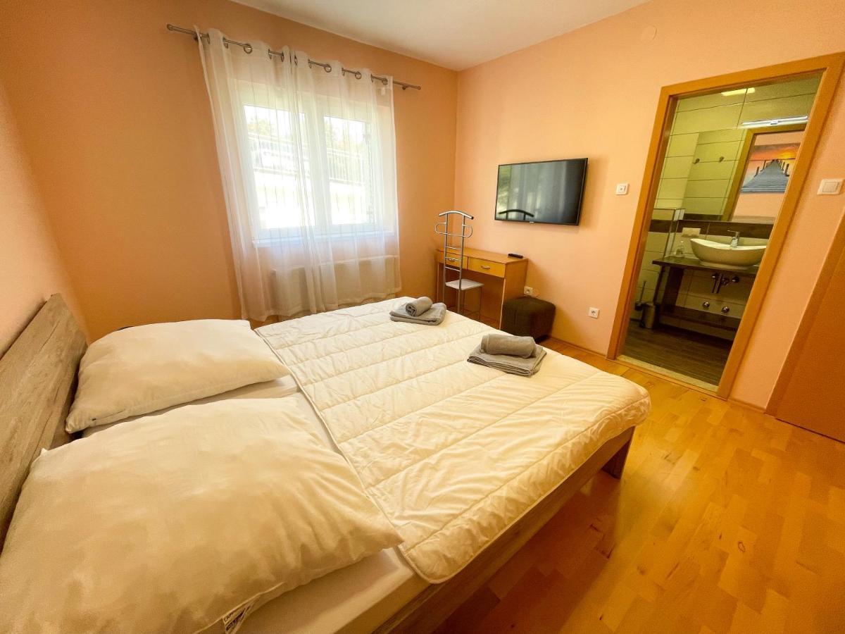 Apartments Sams Novi Vinodolski Bagian luar foto